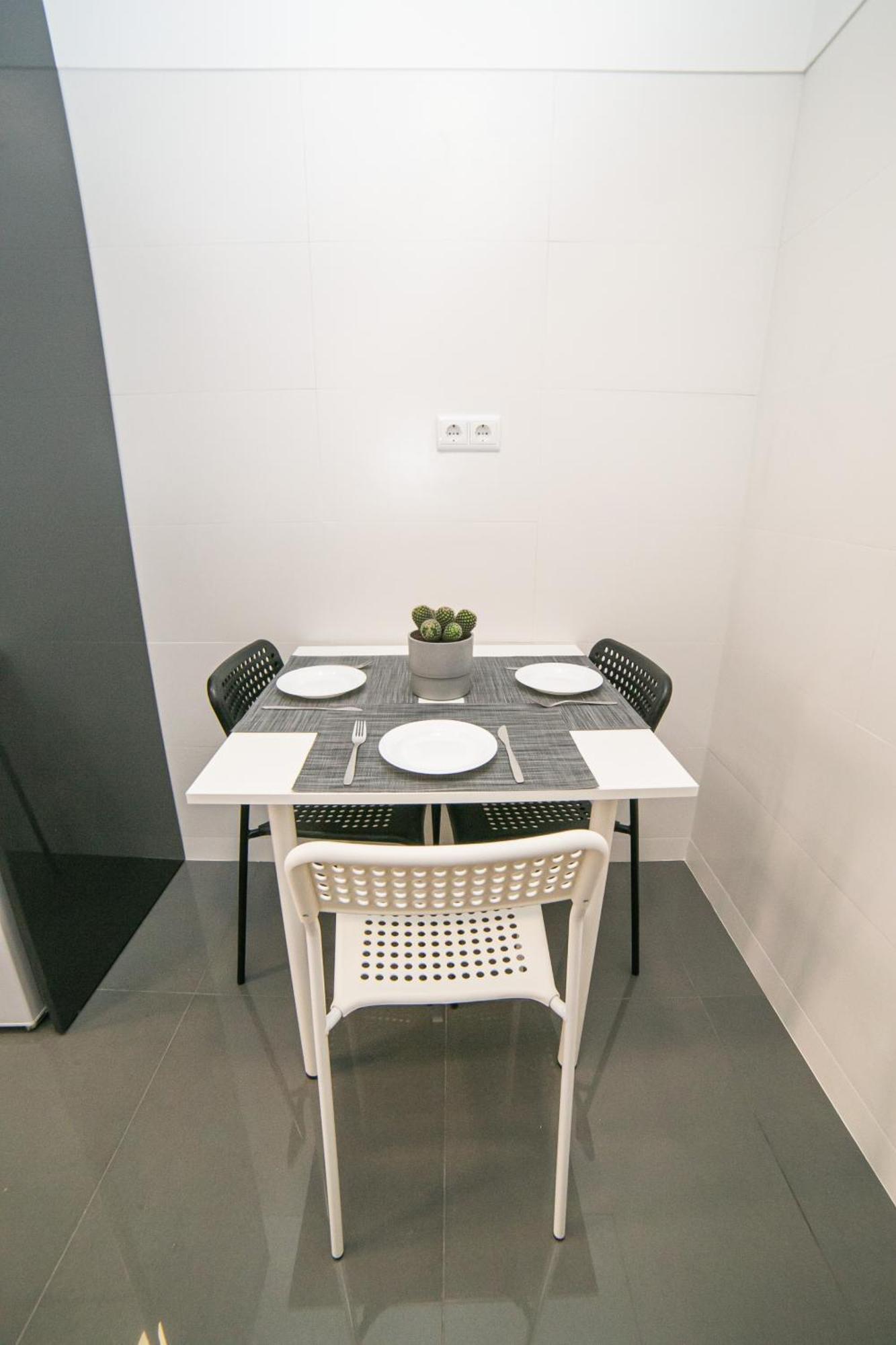 Luxury And Suites, Ideal For Tourists Hostel *